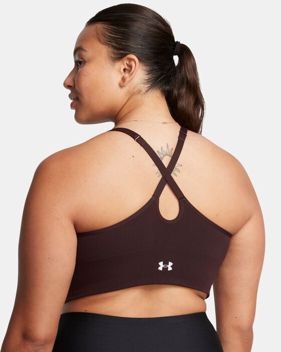 Women's UA Vanish Seamless Low Sports Bra image number 3