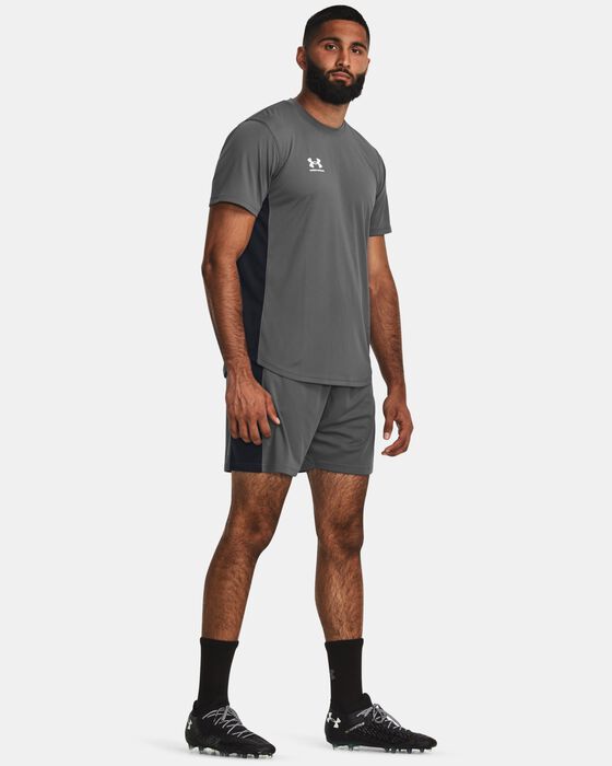 Men's UA Challenger Training Short Sleeve image number 2