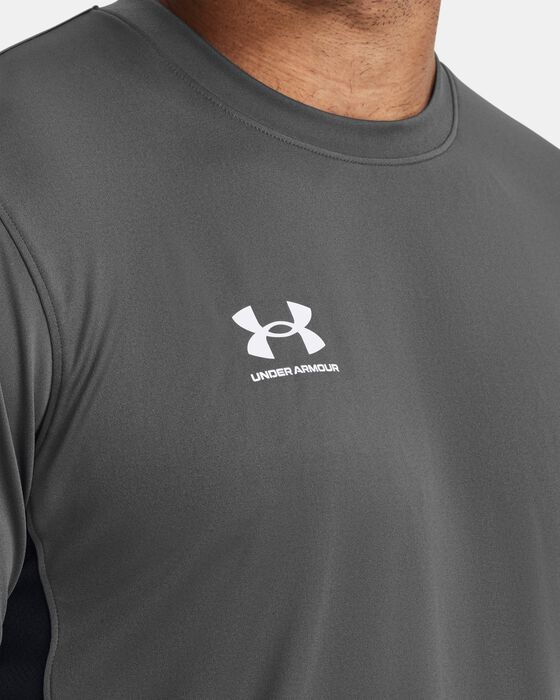 Men's UA Challenger Training Short Sleeve image number 3